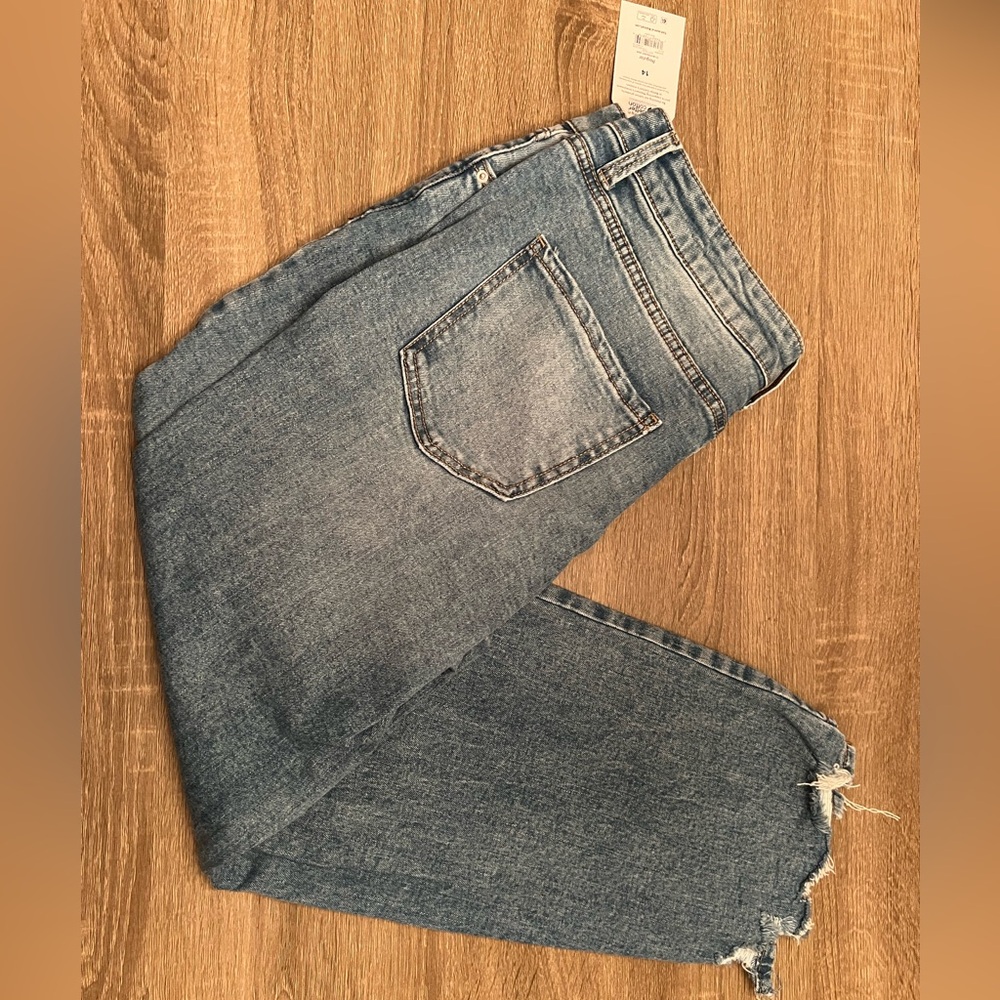 NWT Blue Denim Jeans, distressed hem, 14 - Picture 5 of 5